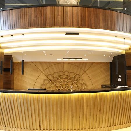 فندق صحارى الخليج Sahara Gulf Hotel Apartments Амман Экстерьер фото