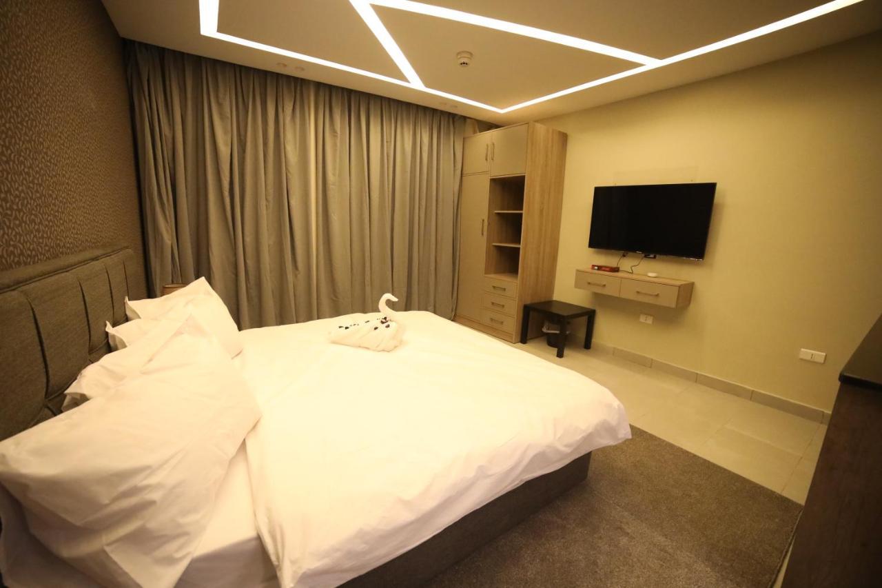 فندق صحارى الخليج Sahara Gulf Hotel Apartments Амман Экстерьер фото