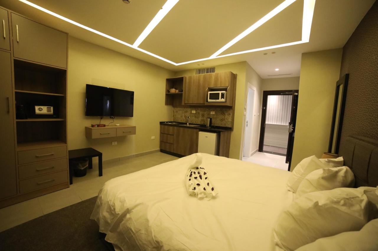 فندق صحارى الخليج Sahara Gulf Hotel Apartments Амман Экстерьер фото