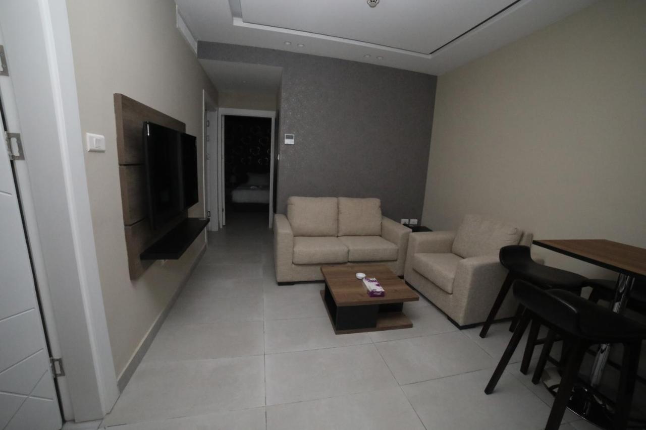 فندق صحارى الخليج Sahara Gulf Hotel Apartments Амман Экстерьер фото
